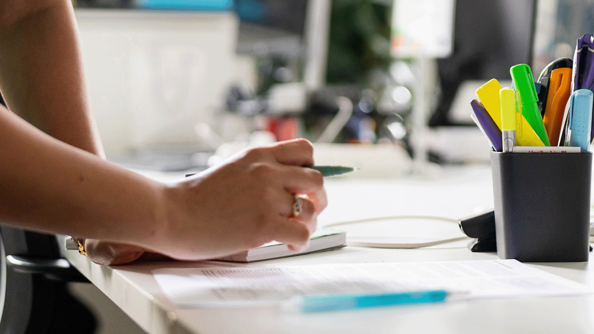 Elana, Senior Grant Writer